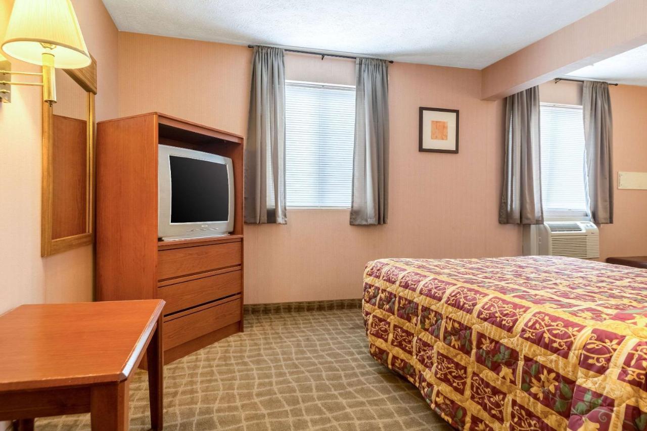 Rodeway Inn Limon Exterior foto